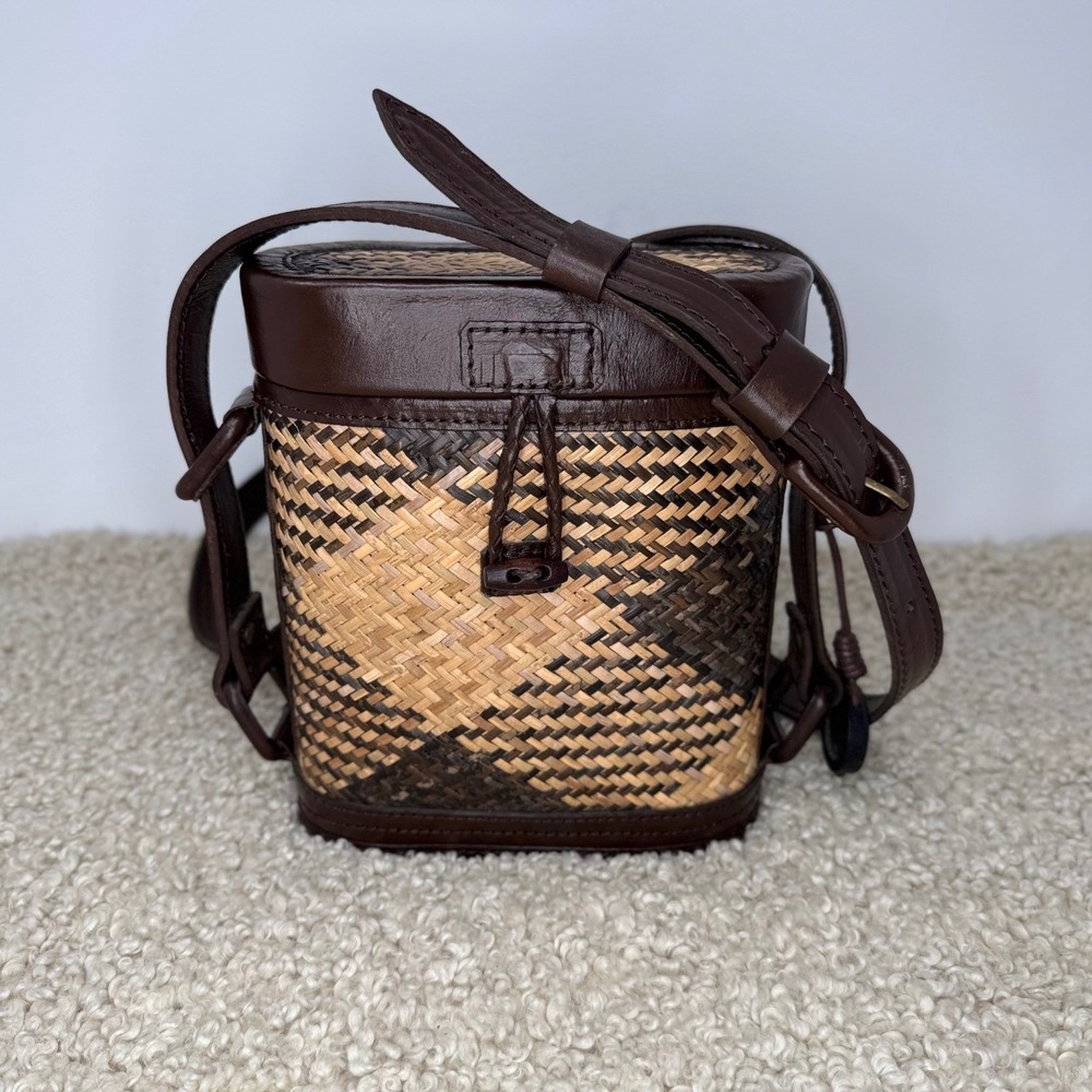The Sak Cassia Bucket Bag Heritage Balinese Rattan Leather Crossbody Brown Woven